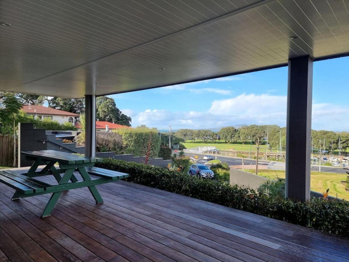 Fabulous Castor Bay 1 Bedroom With Views And Skytv Auckland Bagian luar foto